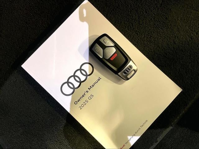 2025 Audi Q5 S line Premium