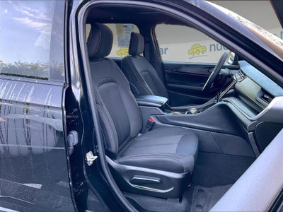 2024 Jeep Grand Cherokee Laredo X