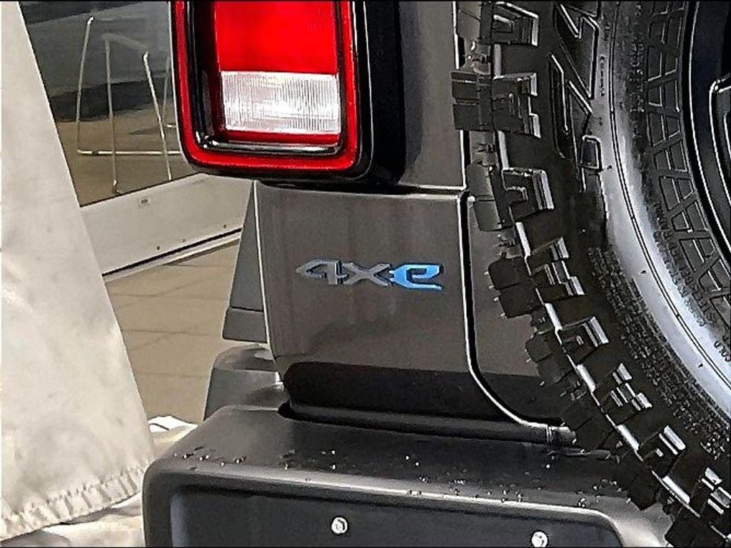 2024 Jeep Wrangler Willys 4xe