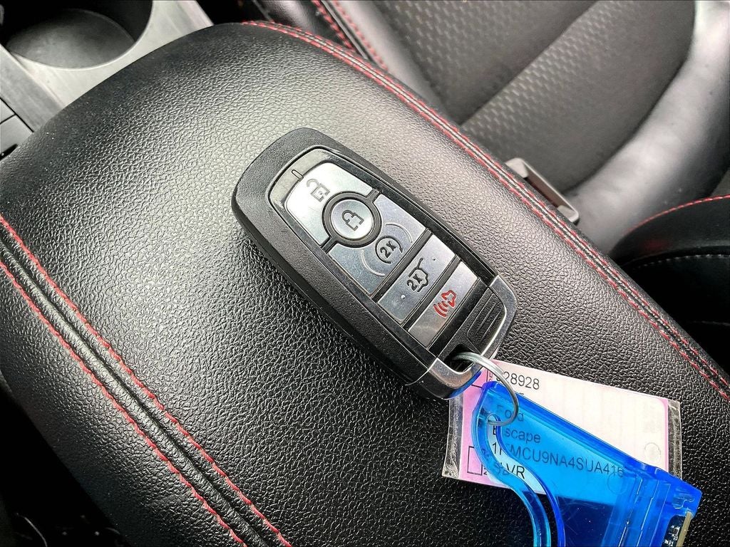 2025 Ford Escape ST-Line Select