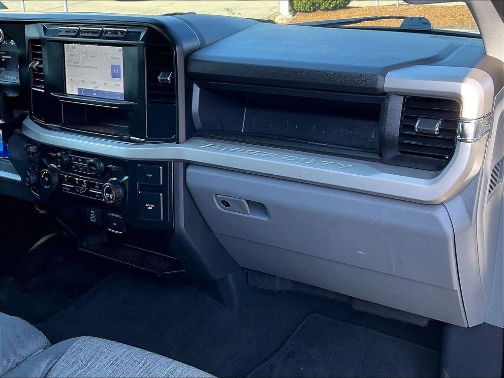 2023 Ford Super Duty F-250 SRW XL 4WD Crew Cab 6.75' Box