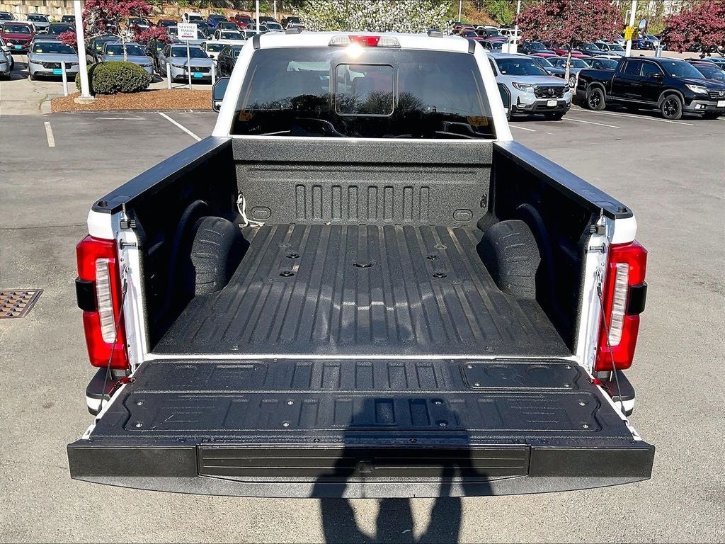 2023 Ford Super Duty F-250 SRW XL 4WD Crew Cab 6.75' Box