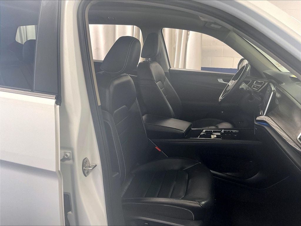 2025 Volkswagen Atlas 2.0T SEL