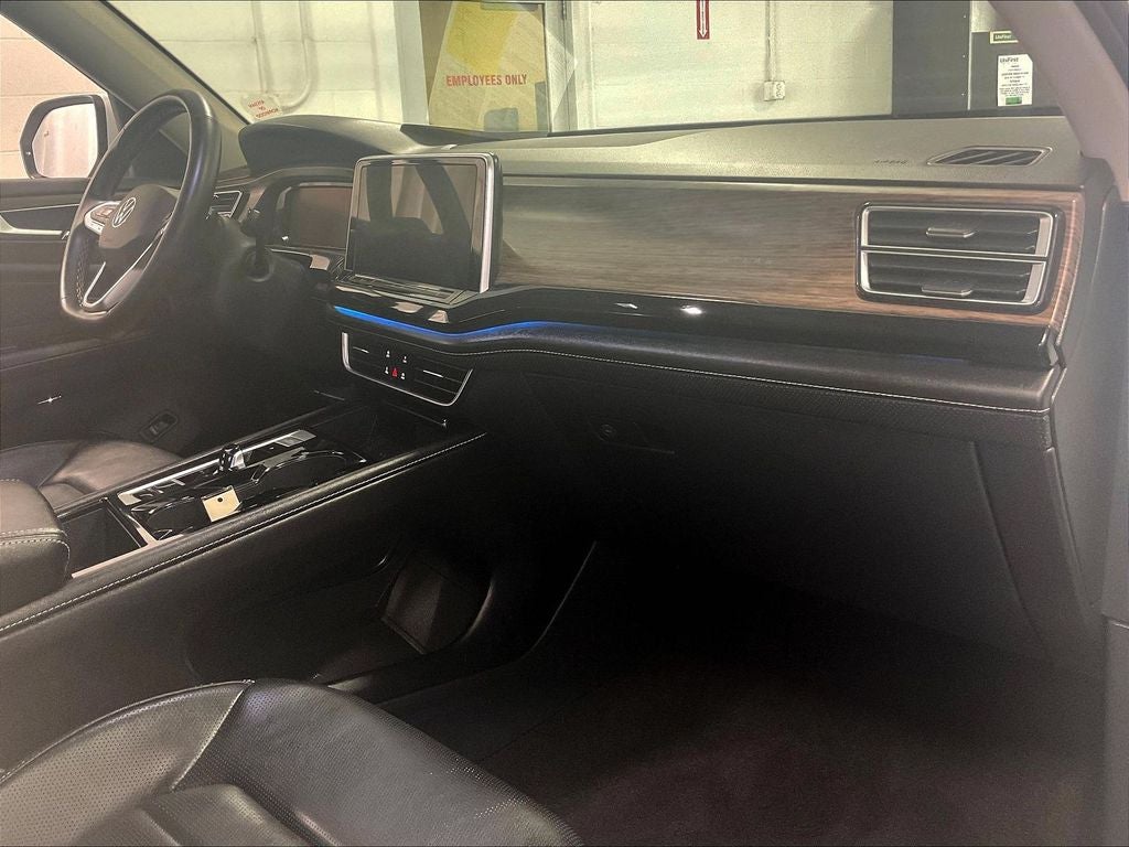2025 Volkswagen Atlas 2.0T SEL
