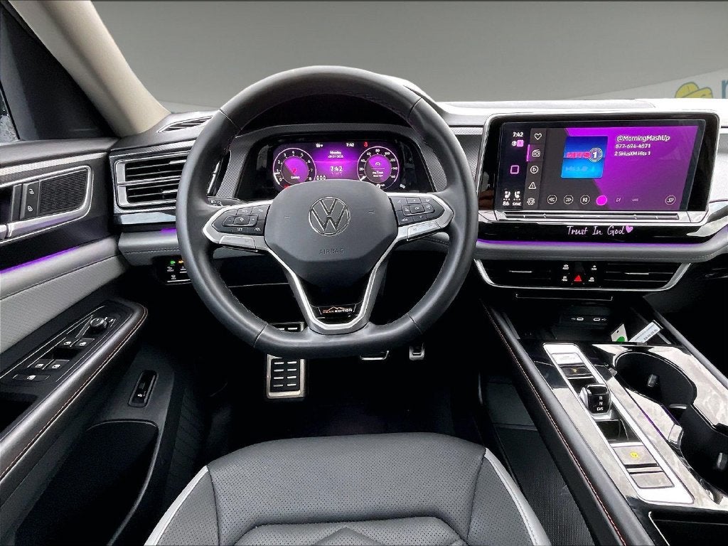 2025 Volkswagen Atlas 2.0T Peak Edition