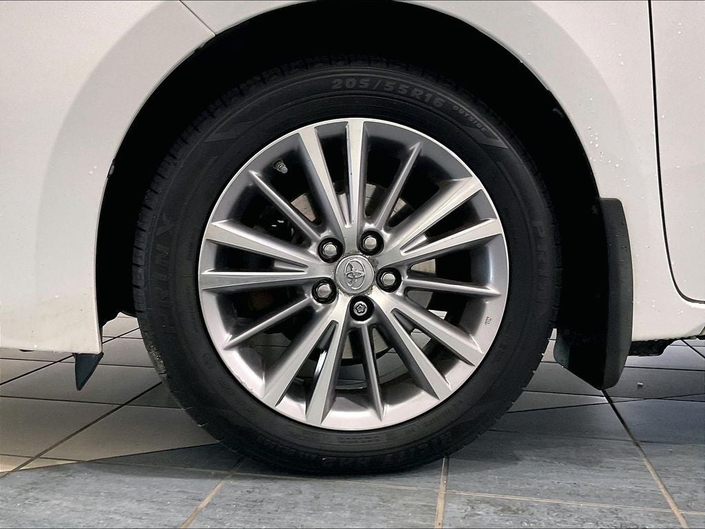 2014 Toyota Corolla LE Plus