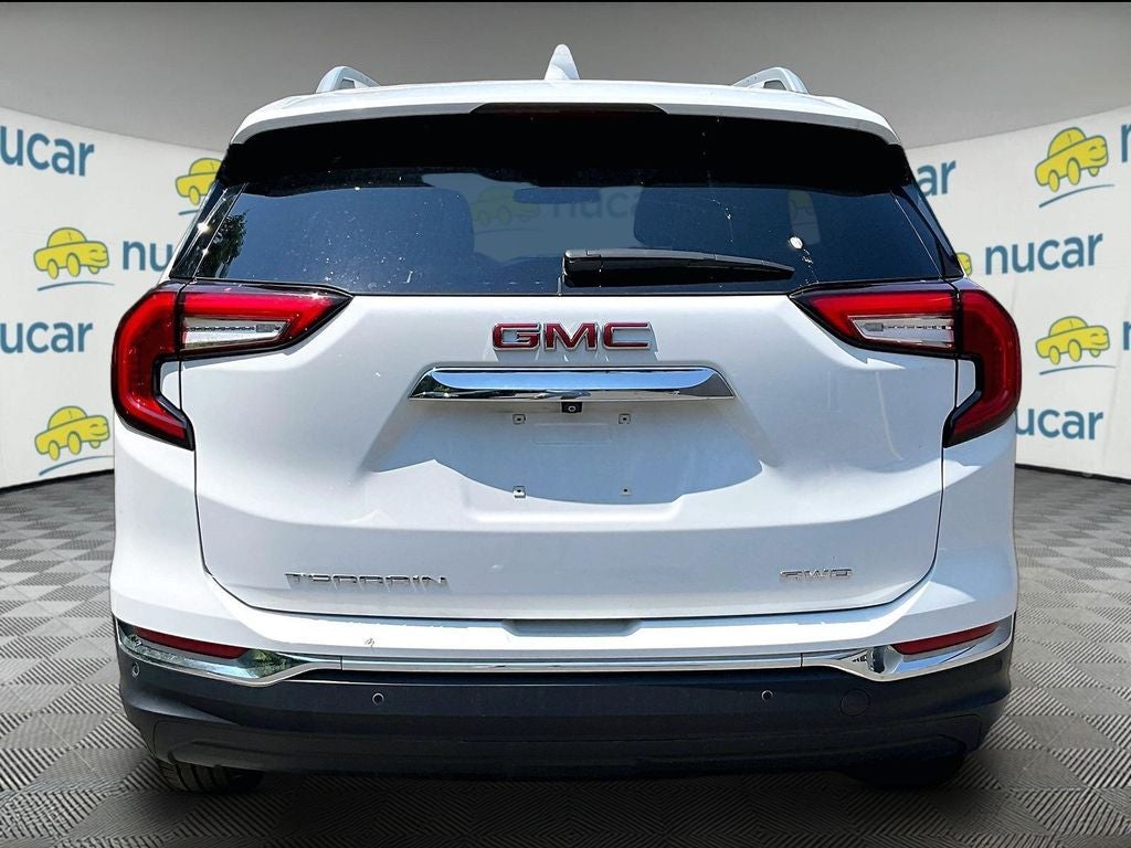 2023 GMC Terrain SLT