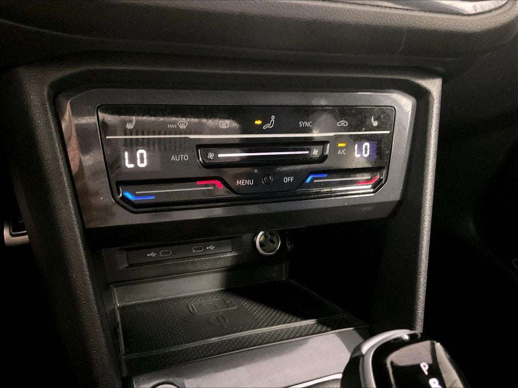 2024 Volkswagen Tiguan 2.0T SE R-Line Black