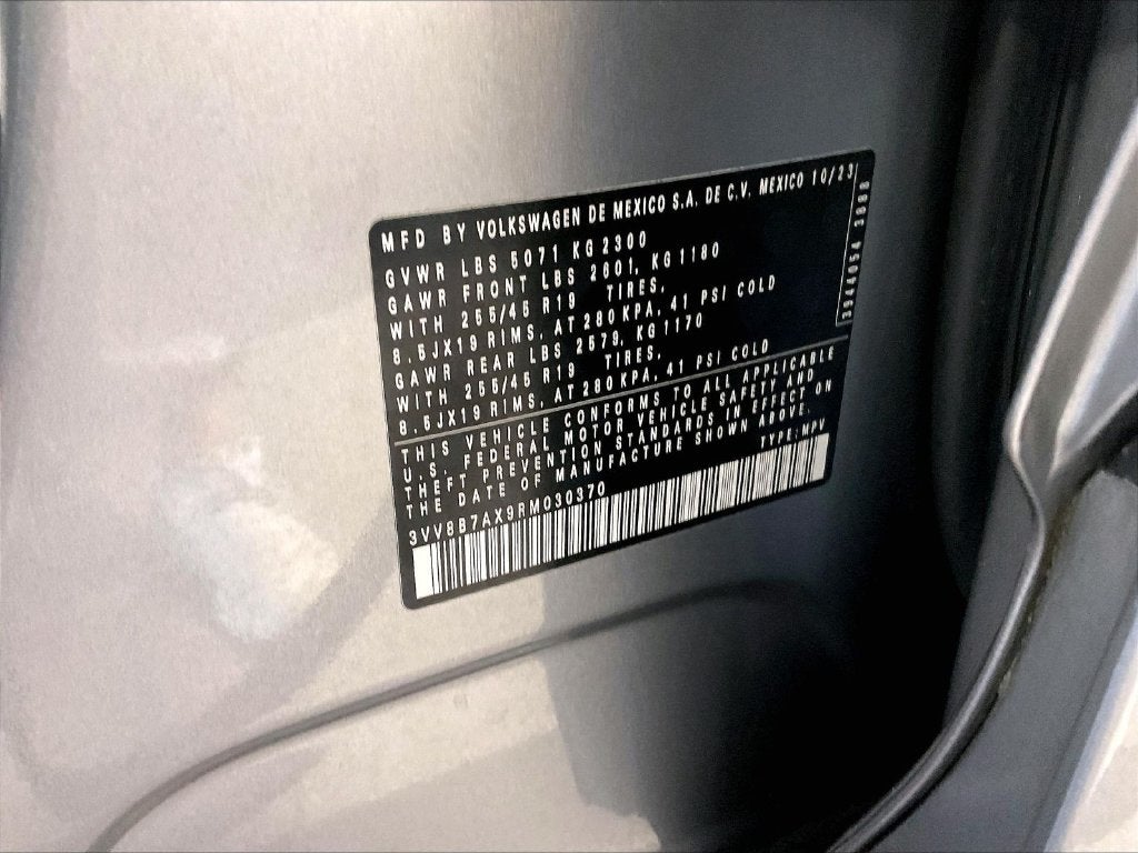 2024 Volkswagen Tiguan 2.0T SE R-Line Black