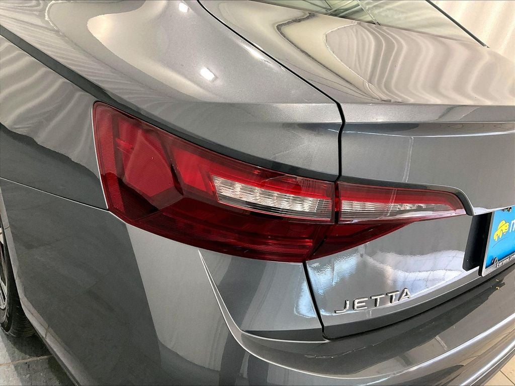 2023 Volkswagen Jetta Sport Manual