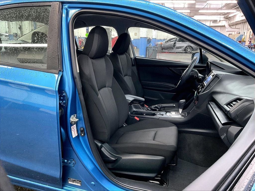 2019 Subaru Impreza 2.0i