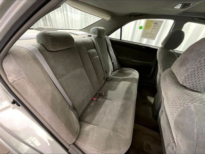 2004 Toyota Camry LE