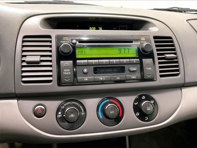2004 Toyota Camry LE
