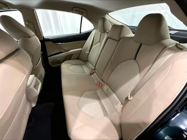 2021 Toyota Camry LE Auto (SE)