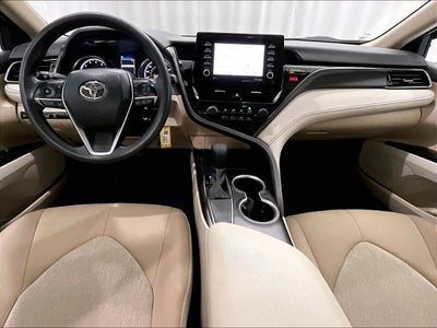 2021 Toyota Camry LE Auto (SE)