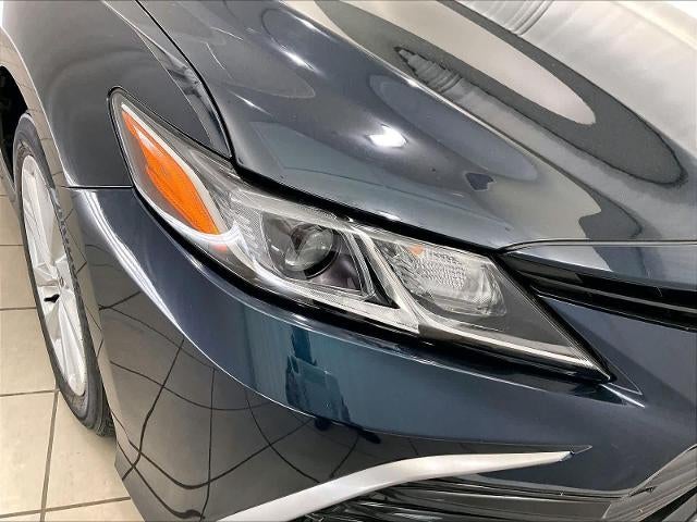 2021 Toyota Camry LE Auto (SE)