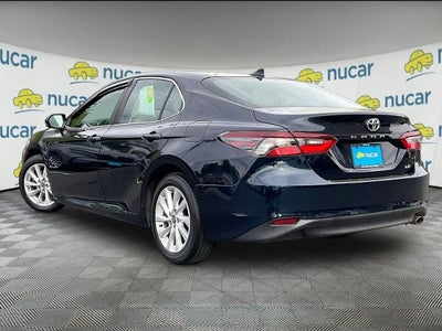 2021 Toyota Camry LE Auto (SE)