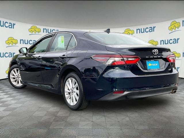 2021 Toyota Camry LE Auto (SE)