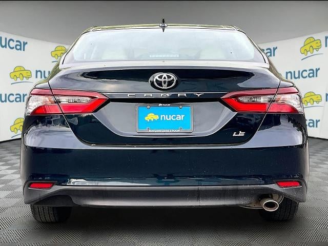 2021 Toyota Camry LE Auto (SE)