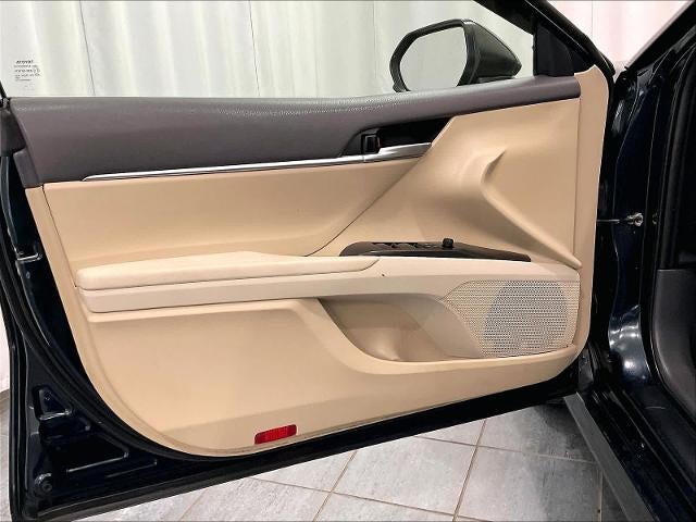 2021 Toyota Camry LE Auto (SE)