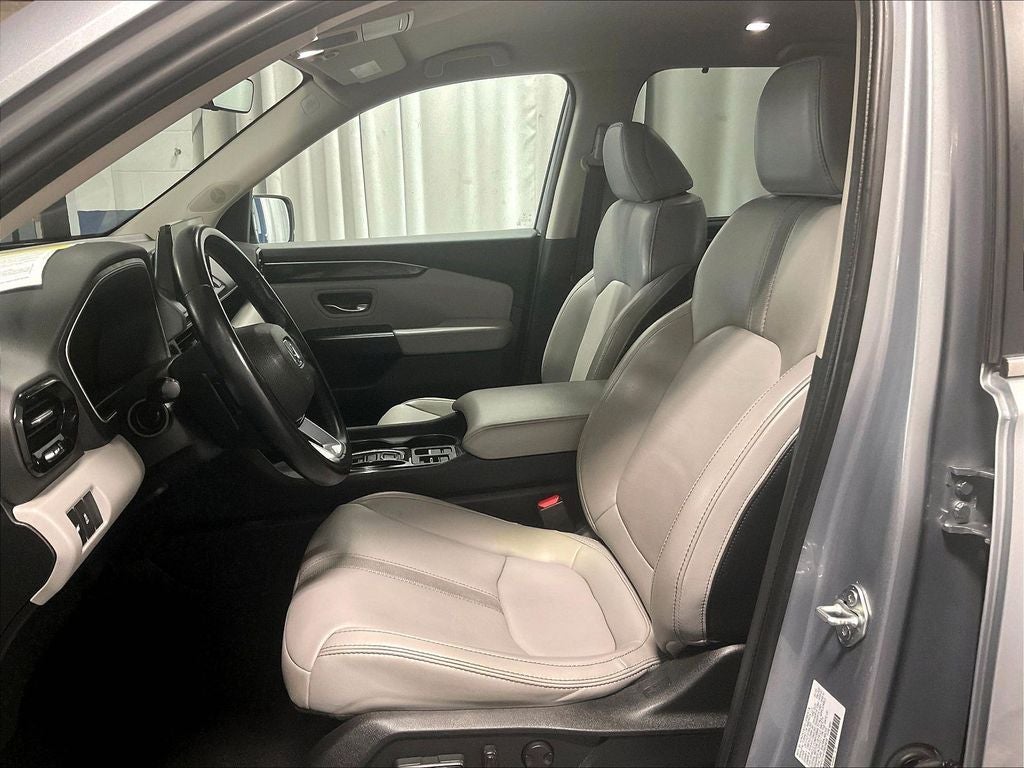2023 Honda Pilot EX-L 8 Passenger