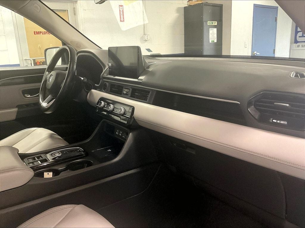 2023 Honda Pilot EX-L 8 Passenger