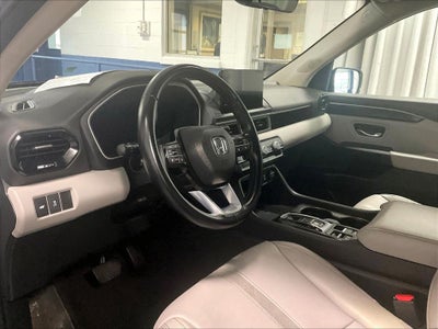 2023 Honda Pilot EX-L 8 Passenger
