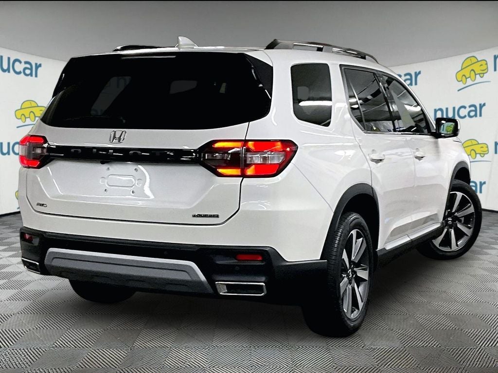 2024 Honda Pilot Touring