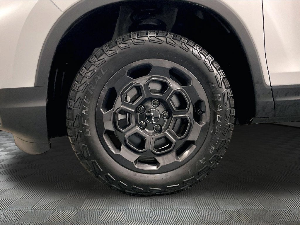 2025 Honda Ridgeline TrailSport+