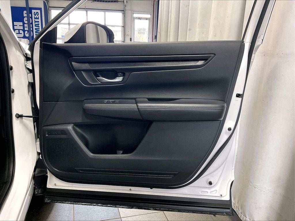 2025 Honda CR-V LX AWD