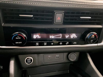 2023 Nissan Rogue AWD SV