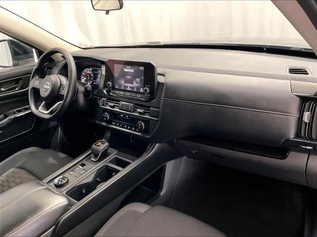 2024 Nissan Pathfinder S 4WD