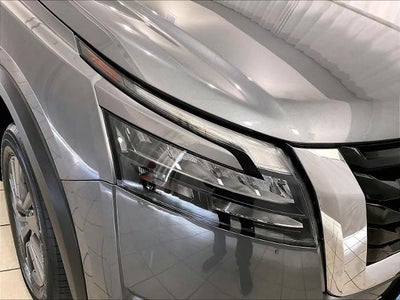 2024 Nissan Pathfinder S 4WD