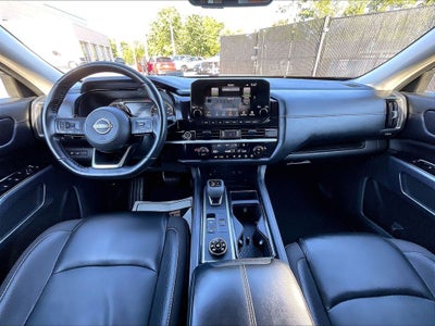 2023 Nissan Pathfinder SL