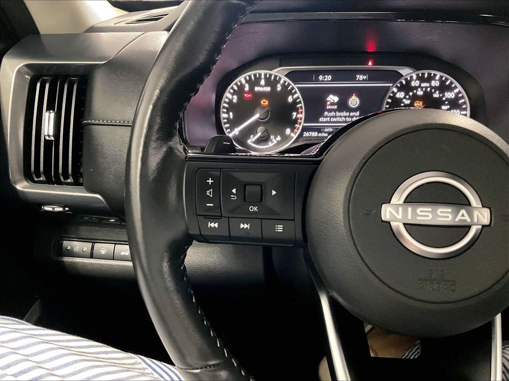 2023 Nissan Pathfinder SL