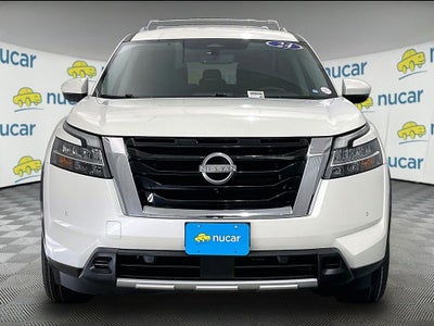 2024 Nissan Pathfinder SL