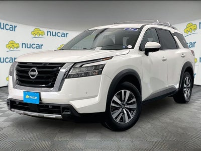 2024 Nissan Pathfinder SL