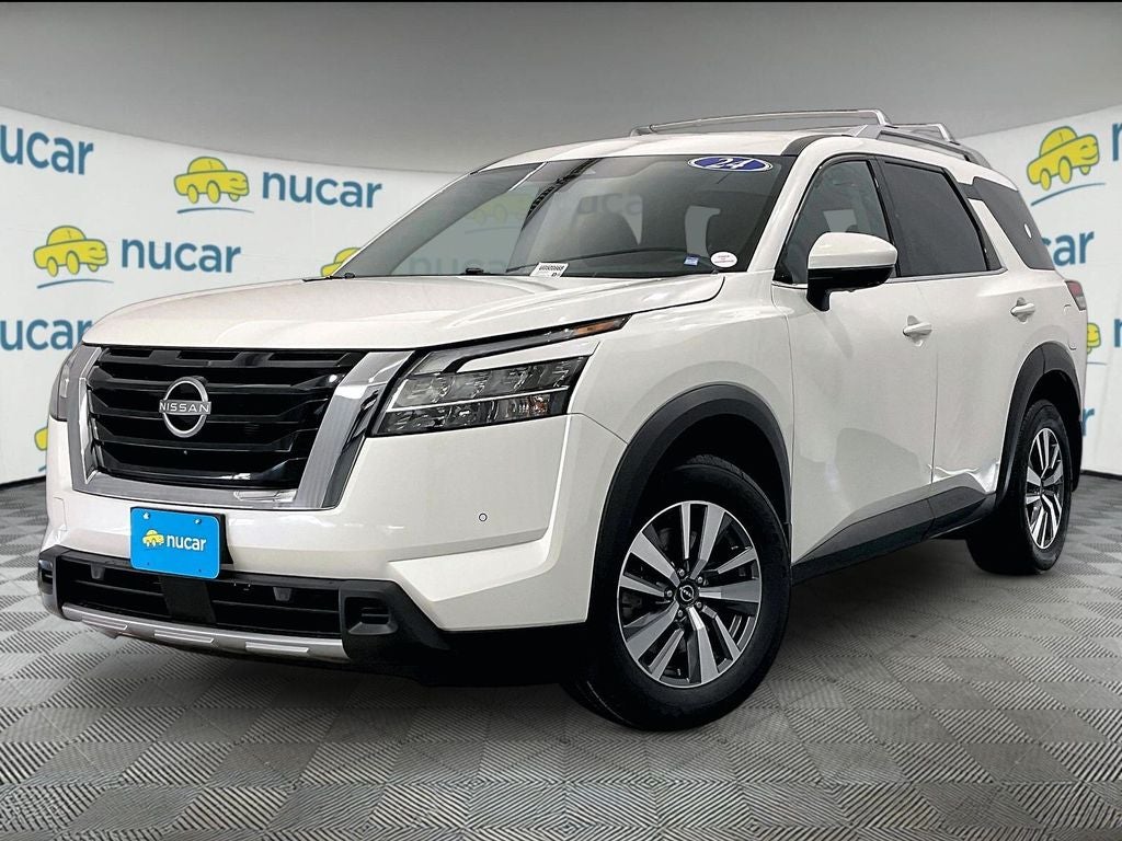 2024 Nissan Pathfinder SL