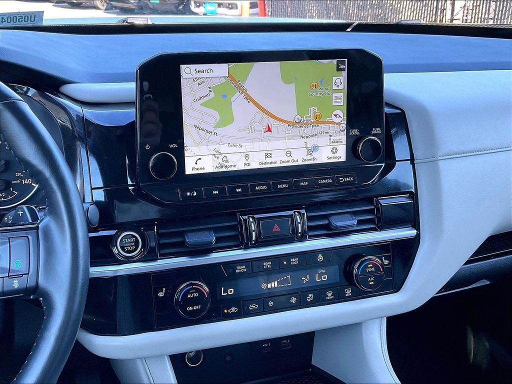 2023 Nissan Pathfinder SL
