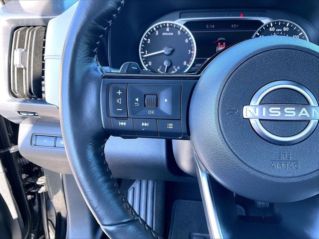 2023 Nissan Pathfinder SL