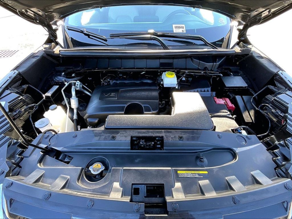 2023 Nissan Pathfinder SL