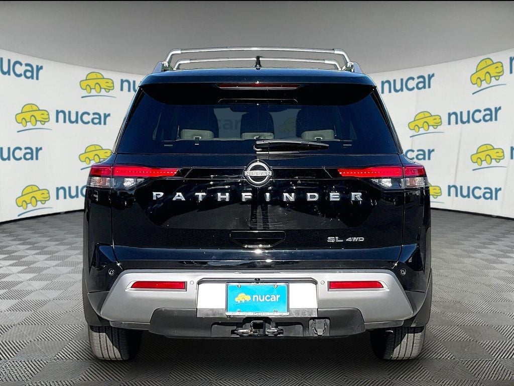 2023 Nissan Pathfinder SL