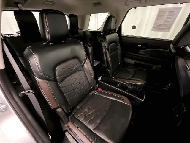 2023 Nissan Pathfinder Platinum 4WD