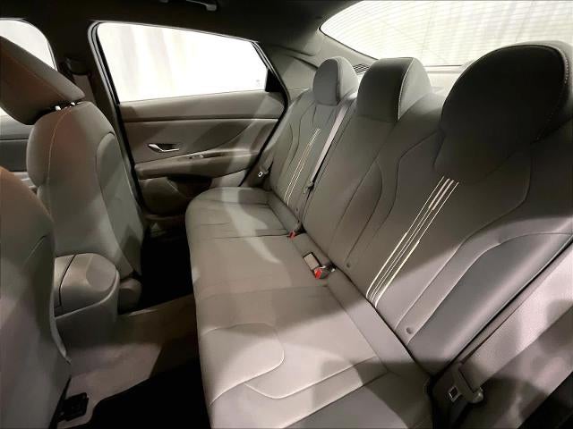 2023 Hyundai ELANTRA SEL IVT