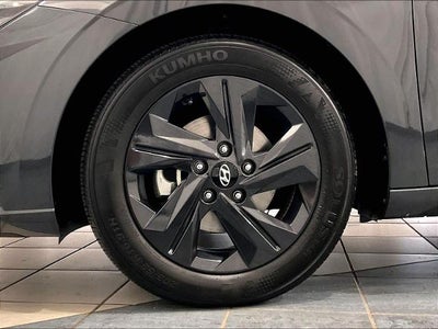 2023 Hyundai ELANTRA SEL IVT