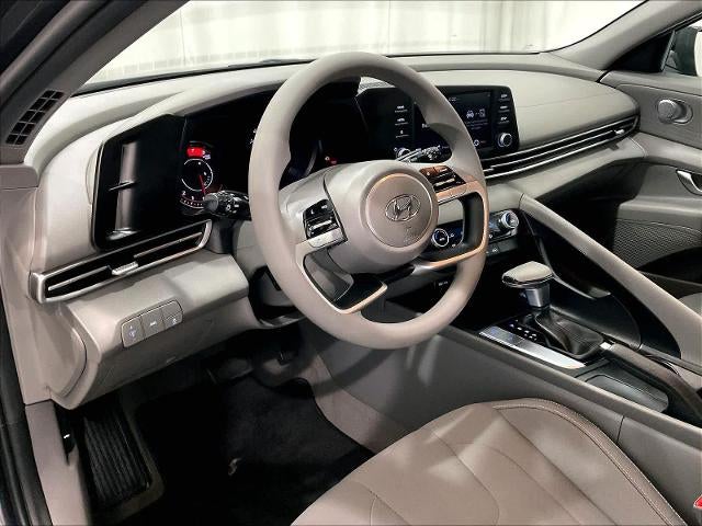 2023 Hyundai ELANTRA SEL IVT