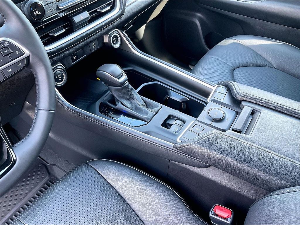 2025 Toyota Grand Highlander Hybrid Limited