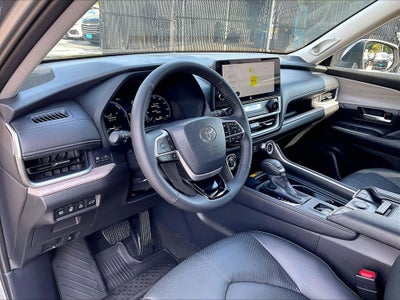 2025 Toyota Grand Highlander Hybrid Limited