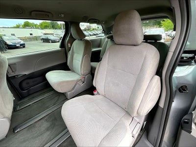 2017 Toyota Sienna L 7 Passenger