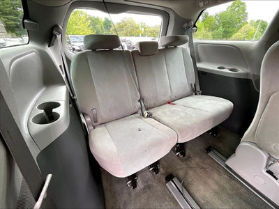 2017 Toyota Sienna L 7 Passenger
